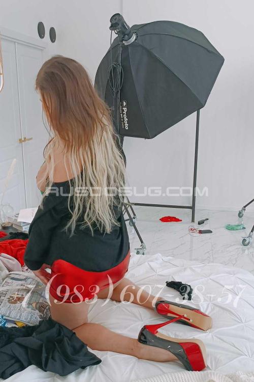 Девушка Проститутка в Питере у метро Пионерская