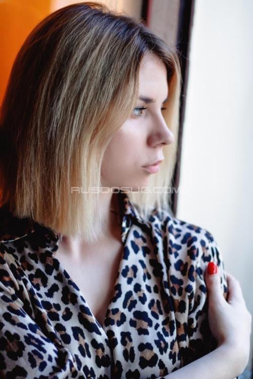 Девушка Проститутка в Питере у метро Обухово