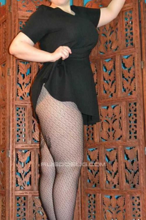 Девушка Проститутка в Питере у метро Электросила