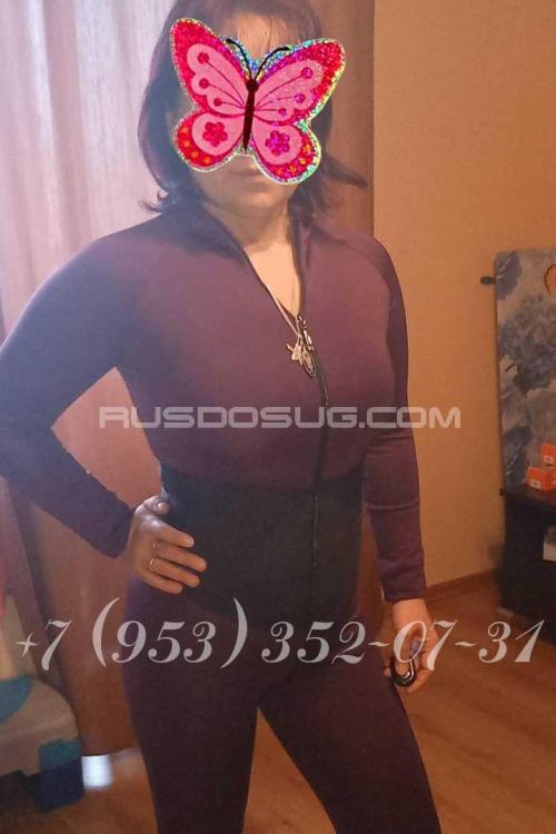 Девушка Проститутка в Питере у метро Площадь Ленина