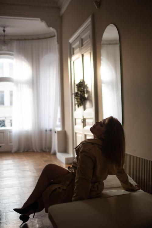 Девушка Проститутка в Питере у метро Проспект Ветеранов