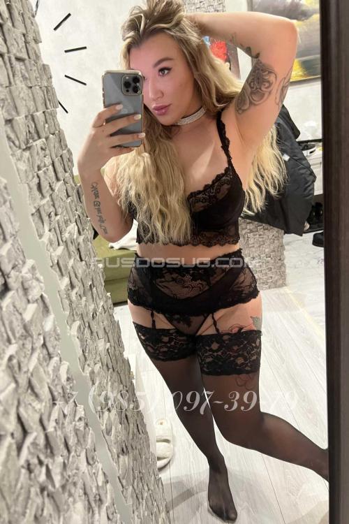 Девушка Проститутка в Питере у метро Чёрная речка