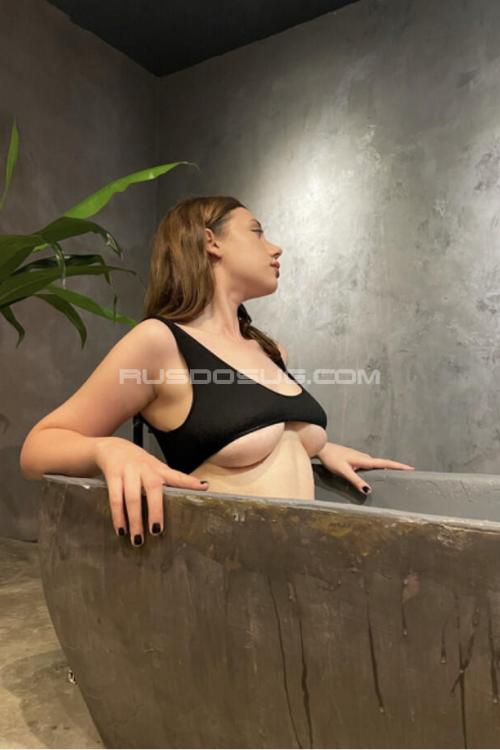 Девушка Проститутка в Питере у метро Василеостровская