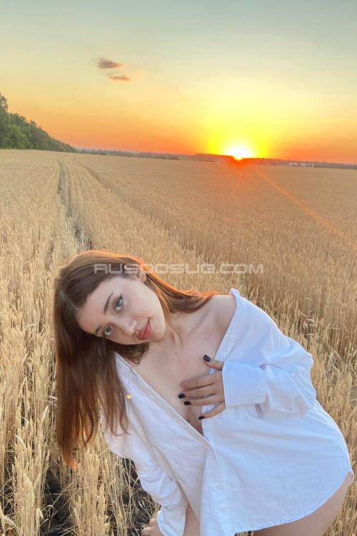 Девушка Проститутка в Питере у метро Василеостровская