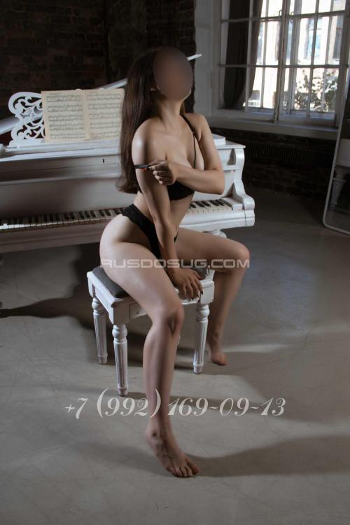 Девушка Проститутка в Питере у метро Адмиралтейская