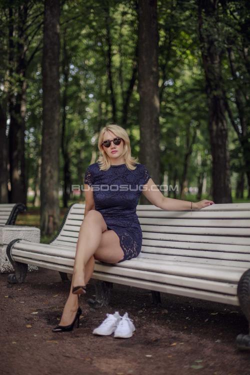 Девушка Проститутка в Питере у метро Электросила