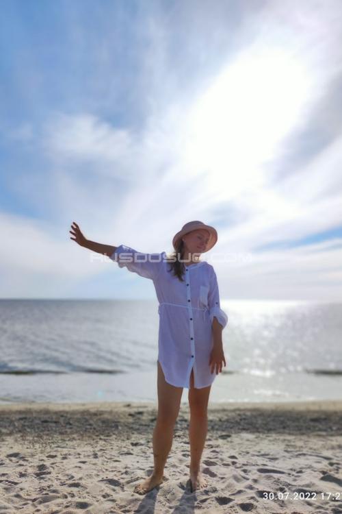 Девушка Проститутка в Питере у метро Купчино