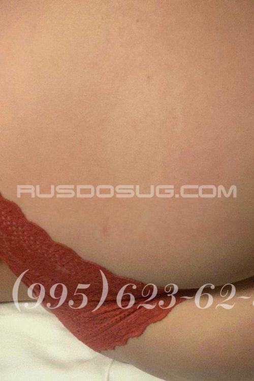 Девушка Проститутка в Питере у метро Площадь Восстания