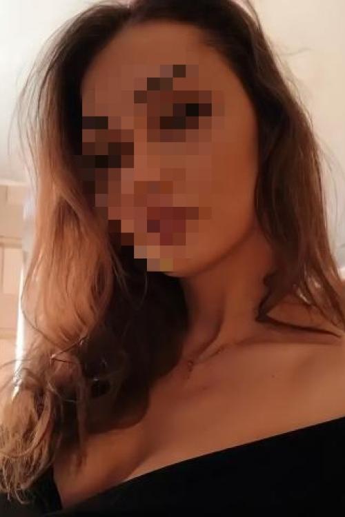 Девушка Проститутка в Питере у метро Дунайская