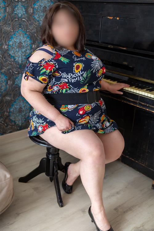 Девушка Проститутка в Питере у метро Проспект Славы