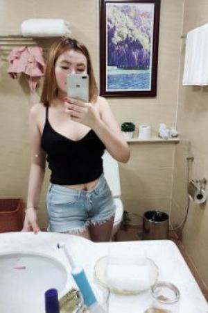 Проститутка Ксюша у метро Площадь Мужества