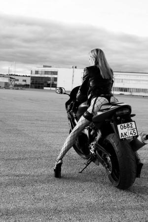 Проститутка Соня, в Питере у метро Чёрная речка