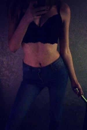 Проститутка Света у метро Нарвская