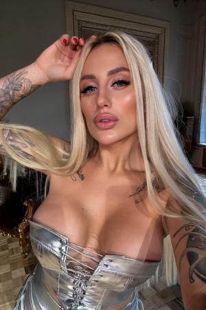 Проститутка Голди у метро Обводный канал