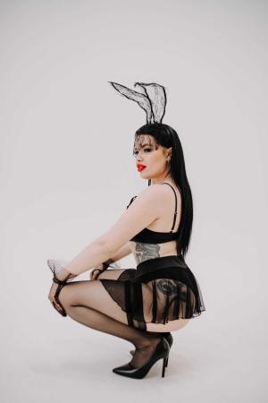 Проститутка Твоя -зайка- Машка у метро Старая Деревня