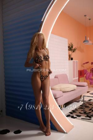 Проститутка Неля у метро Владимирская