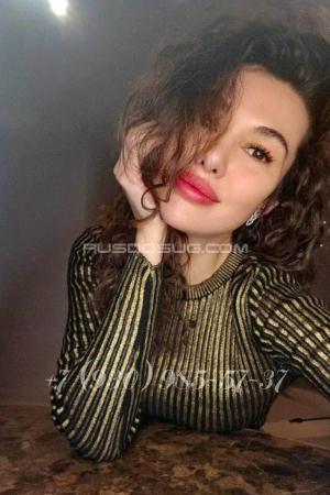 Проститутка Дарья у метро Петроградская