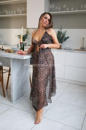 Проститутка Юлия у метро Горьковская